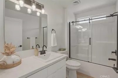 1646 -1646 .5 Clinton Street, Delano, CA 93215 - Photo 36
