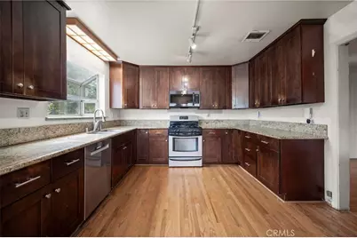536 Avenue 64, Pasadena, CA 91105 - Photo 8