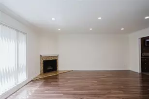 7319 Hazeltine Ave, Van Nuys, CA 91405 - Photo 14