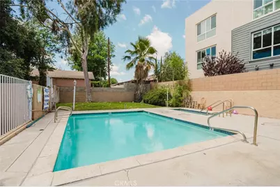 7319 Hazeltine Avenue #4, Van Nuys, CA 91405 - Photo 44