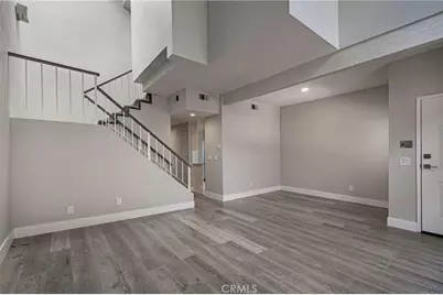 6323 Reseda Boulevard #2, Tarzana, CA 91335 - Photo 2