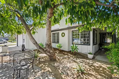 1868 Cloud Court, Simi Valley, CA 93065 - Photo 2