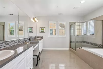 22462 Plantation Court, Saugus, CA 91350 - Photo 22