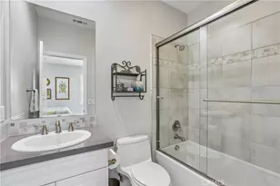 22462 Plantation Ct, Saugus, CA 91350 - Photo 26