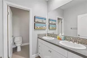 22462 Plantation Ct, Saugus, CA 91350 - Photo 30