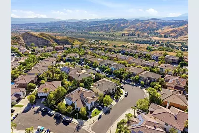 29140 Starwood Place, Saugus, CA 91390 - Photo 68