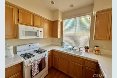 41672 Cape Ridge Avenue #1, Murrieta, CA 92562 - Photo 8