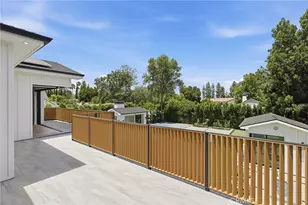 17319 Magnolia Blvd, Encino, CA 91316 - Photo 26