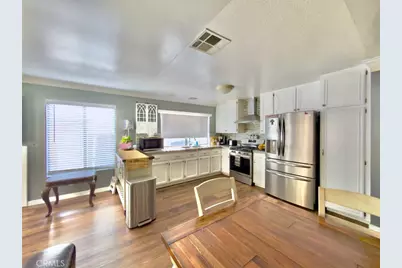 16035 Circle Diamond Road, Los Angeles, CA 91342 - Photo 12