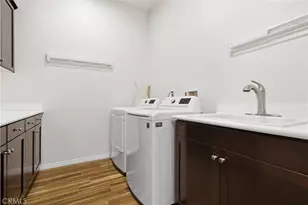 4977 Hydepark Dr, Agoura Hills, CA 91301 - Photo 28