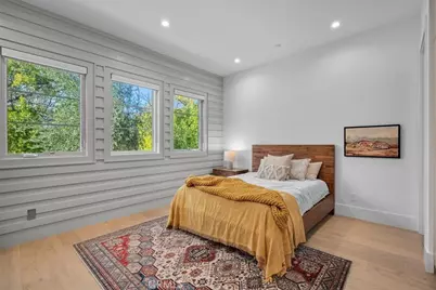 16702 La Maida Street, Encino, CA 91436 - Photo 30