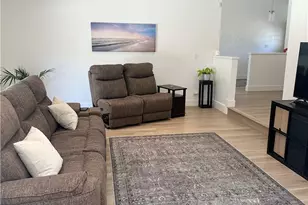 17177 Superior St, Northridge, CA 91325 - Photo 16