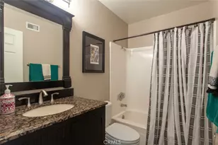 27643 Saffron Ln, Saugus, CA 91350 - Photo 22