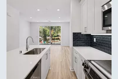 9425 1/2 N Sepulveda Boulevard #4, North Hills, CA 91343 - Photo 1
