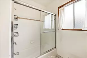 2724 N Kenneth, Burbank, CA 91504 - Photo 32