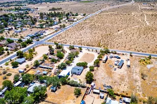 12537 E Ave V 12, Pearblossom, CA 93553 - Photo 18