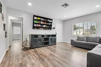 8134 Burnet, Panorama City, CA 91402 - Photo 12