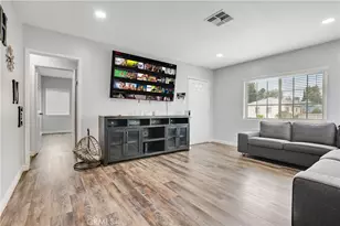 8134 Burnet, Panorama City, CA 91402 - Photo 12