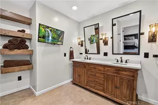 5943 Salamea Ave, Woodland Hills, CA 91367 - Photo 38