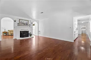 20036 Carson Ct, Saugus, CA 91390 - Photo 8