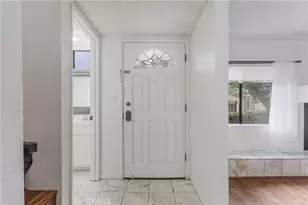 6746 Encino Ave, Lake Balboa, CA 91406 - Photo 2