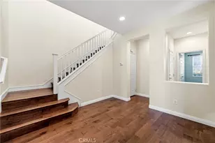 26807 Cottonwood Ct, Valencia, CA 91381 - Photo 6