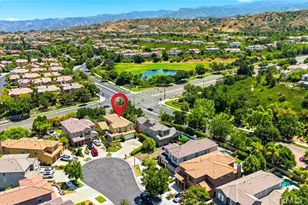 26807 Cottonwood Ct, Valencia, CA 91381 - Photo 4