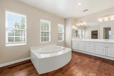 26807 Cottonwood Court, Valencia, CA 91381 - Photo 30