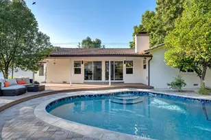 23154 Mariano, Woodland Hills, CA 91367 - Photo 34