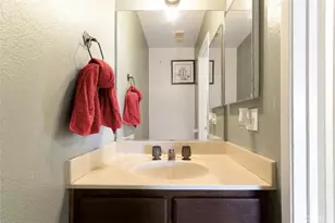10215 Variel Ave, Chatsworth, CA 91311 - Photo 14
