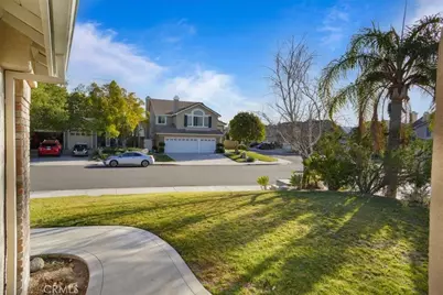 27481 Bridgewater Drive, Valencia, CA 91354 - Photo 2