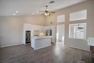 27481 Bridgewater Dr, Valencia, CA 91354 - Photo 6