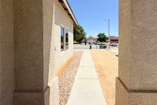44115 Greentree Ct, Lancaster, CA 93535 - Photo 6