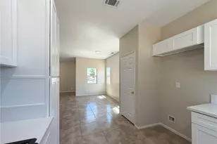 44115 Greentree Ct, Lancaster, CA 93535 - Photo 12