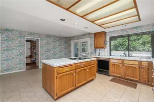 18268 Lake Encino Dr, Encino, CA 91316 - Photo 18