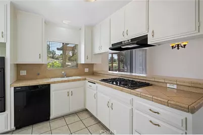 21816 Providencia Street, Woodland Hills, CA 91364 - Photo 22