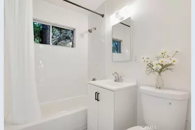 8207 White Oak Avenue, Reseda, CA 91335 - Photo 34
