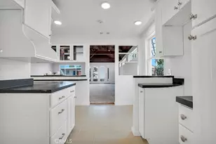 8207 White Oak Ave, Reseda, CA 91335 - Photo 18