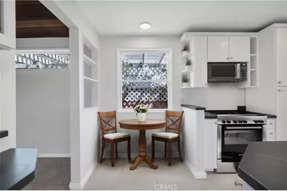 8207 White Oak Avenue, Reseda, CA 91335 - Photo 10