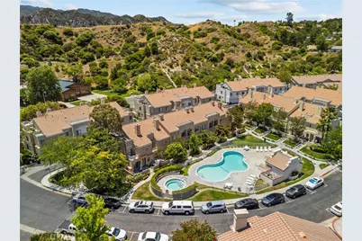 25511 Schubert Cir #142 B, Stevenson Ranch, CA 91381 - Photo 1