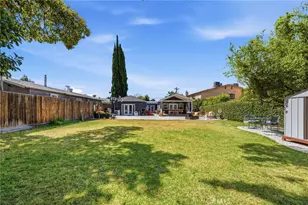 13329 Erwin, Van Nuys, CA 91401 - Photo 32