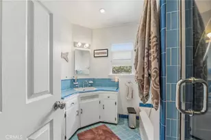 13329 Erwin, Van Nuys, CA 91401 - Photo 20