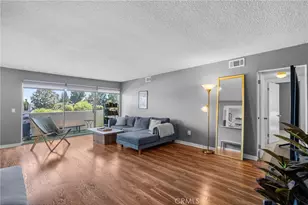 5454 Zelzah Ave, Encino, CA 91316 - Photo 4