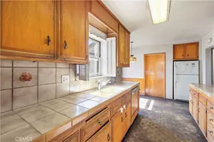12635 Cumpston St, Valley Village, CA 91607 - Photo 4