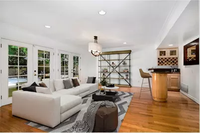 19611 Rosita Street, Tarzana, CA 91356 - Photo 8