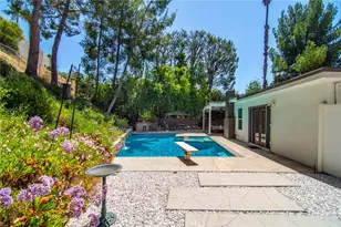 19611 Rosita St, Tarzana, CA 91356 - Photo 36