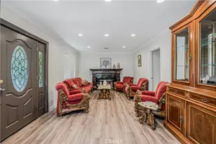 14305 Kittridge St, Van Nuys, CA 91405 - Photo 8