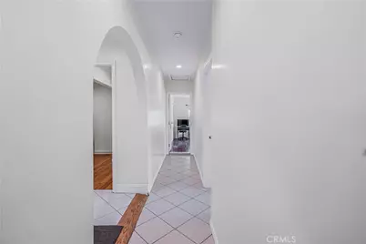 14305 Kittridge Street, Van Nuys, CA 91405 - Photo 12