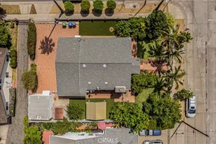 14305 Kittridge St, Van Nuys, CA 91405 - Photo 28