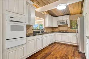 5102 Medina Rd, Woodland Hills, CA 91364 - Photo 14